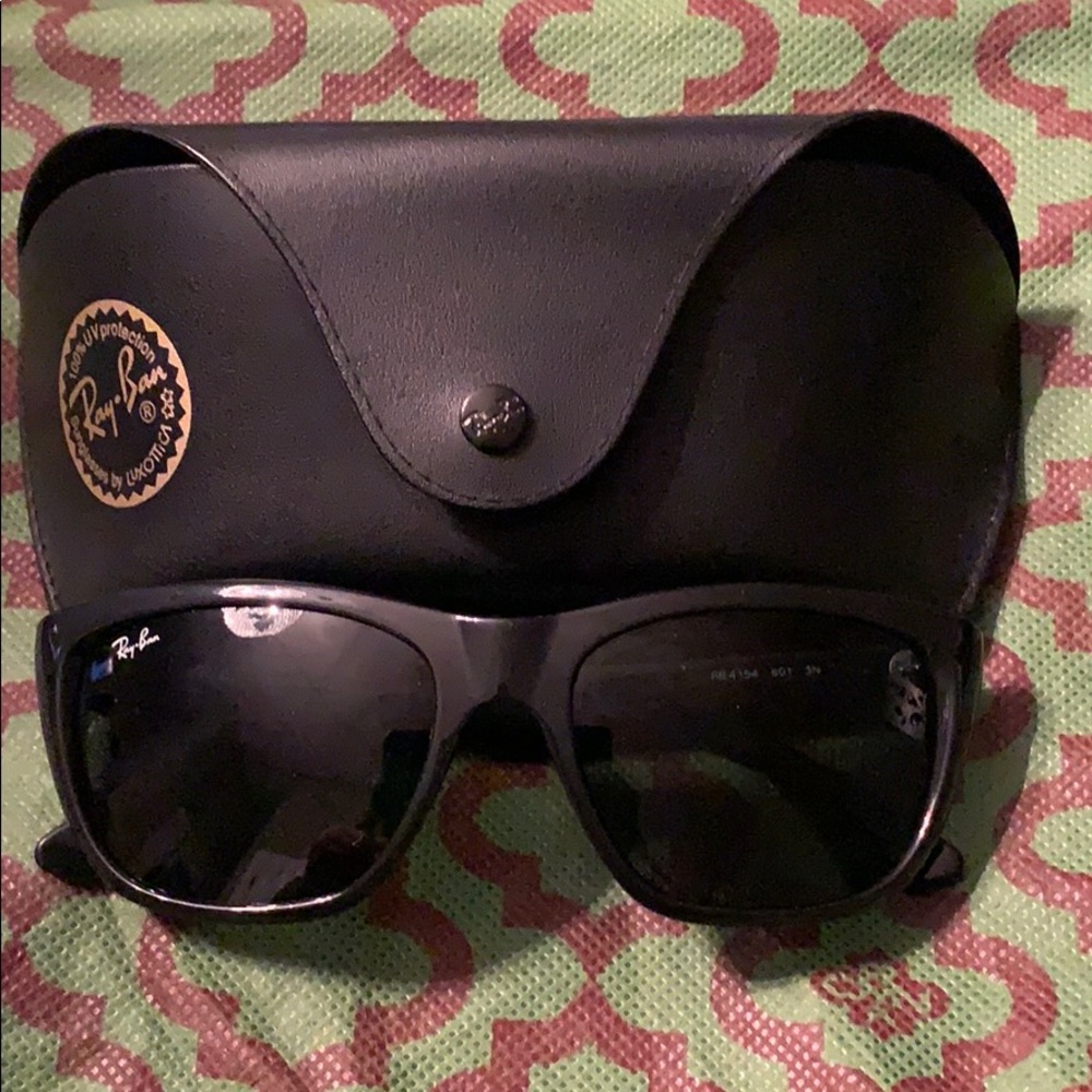 Sun glasses
